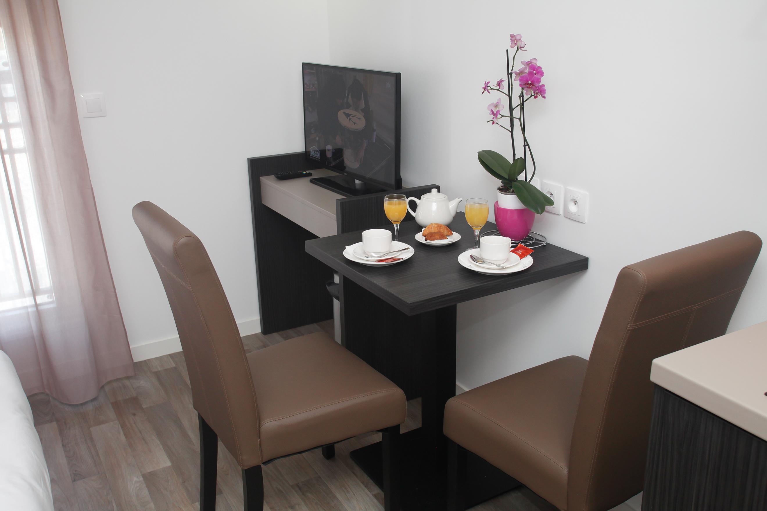 Appart Hotel Odalys City Paris Levallois מראה חיצוני תמונה